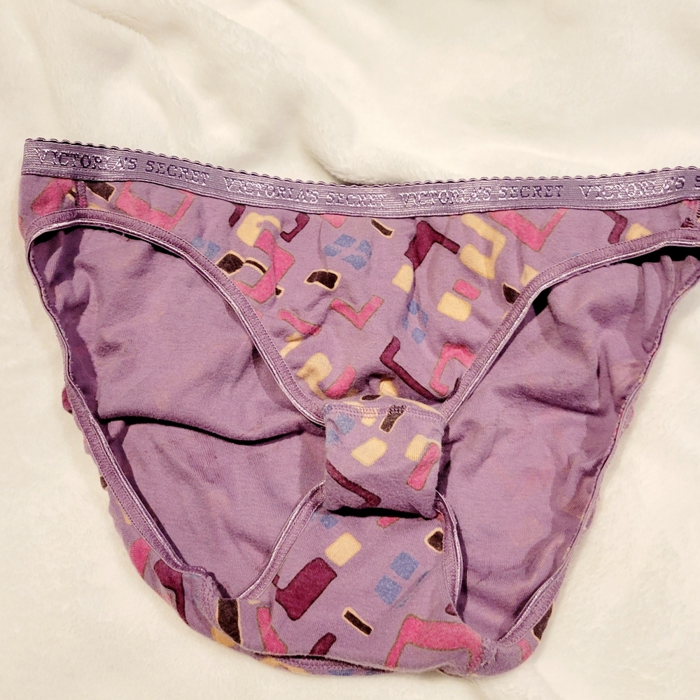 Vintage Victoria Secret Panties.. Sz Large